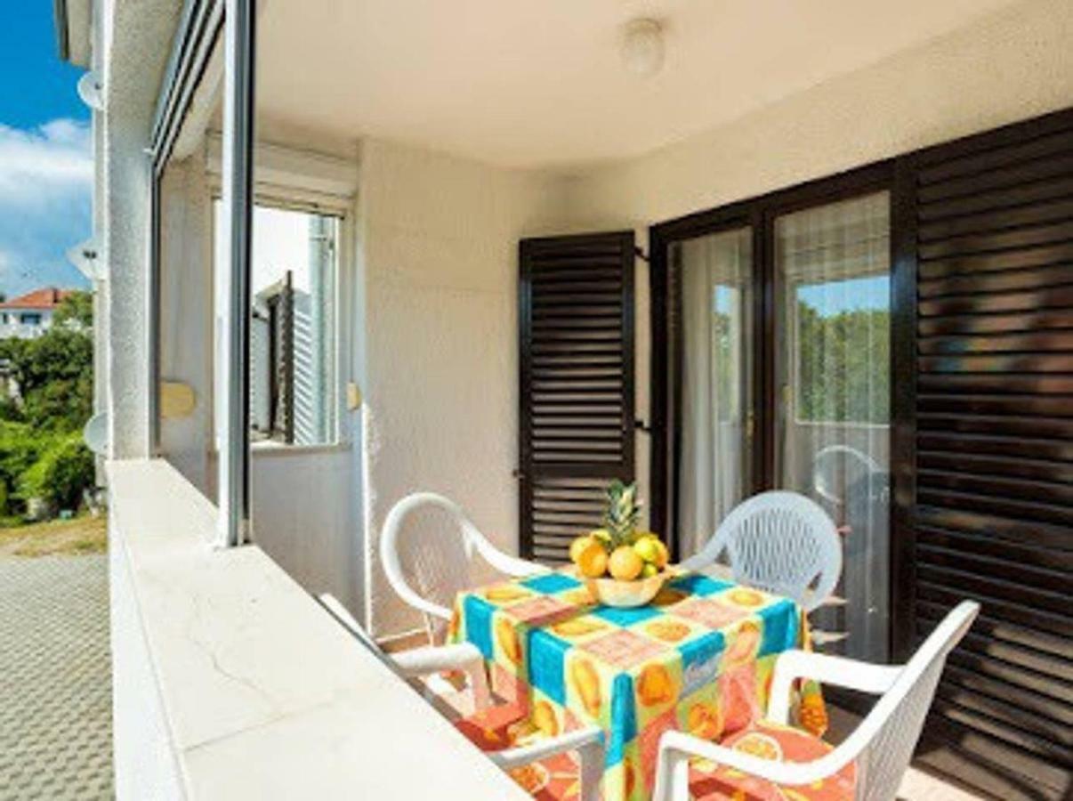Apartment Maui Malinska Eksteriør billede